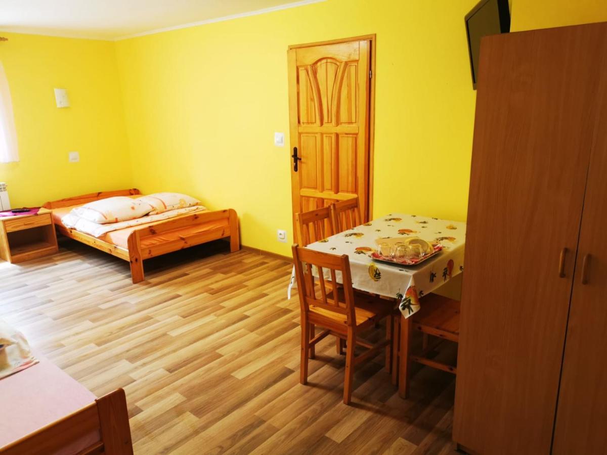 Pokoje Nad Strumykiem W Polanczyku Tel 13- 469 -2257 Buitenkant foto